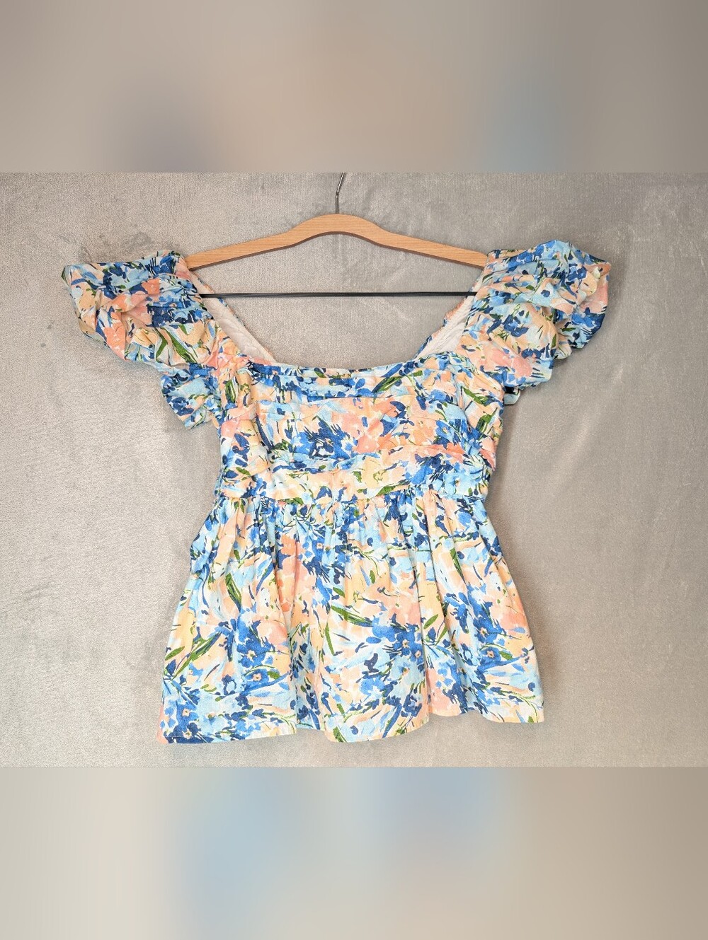 Abercrombie & Fitch Top Junior’s Size XS Floral Puff Sleeves Summer Tropical